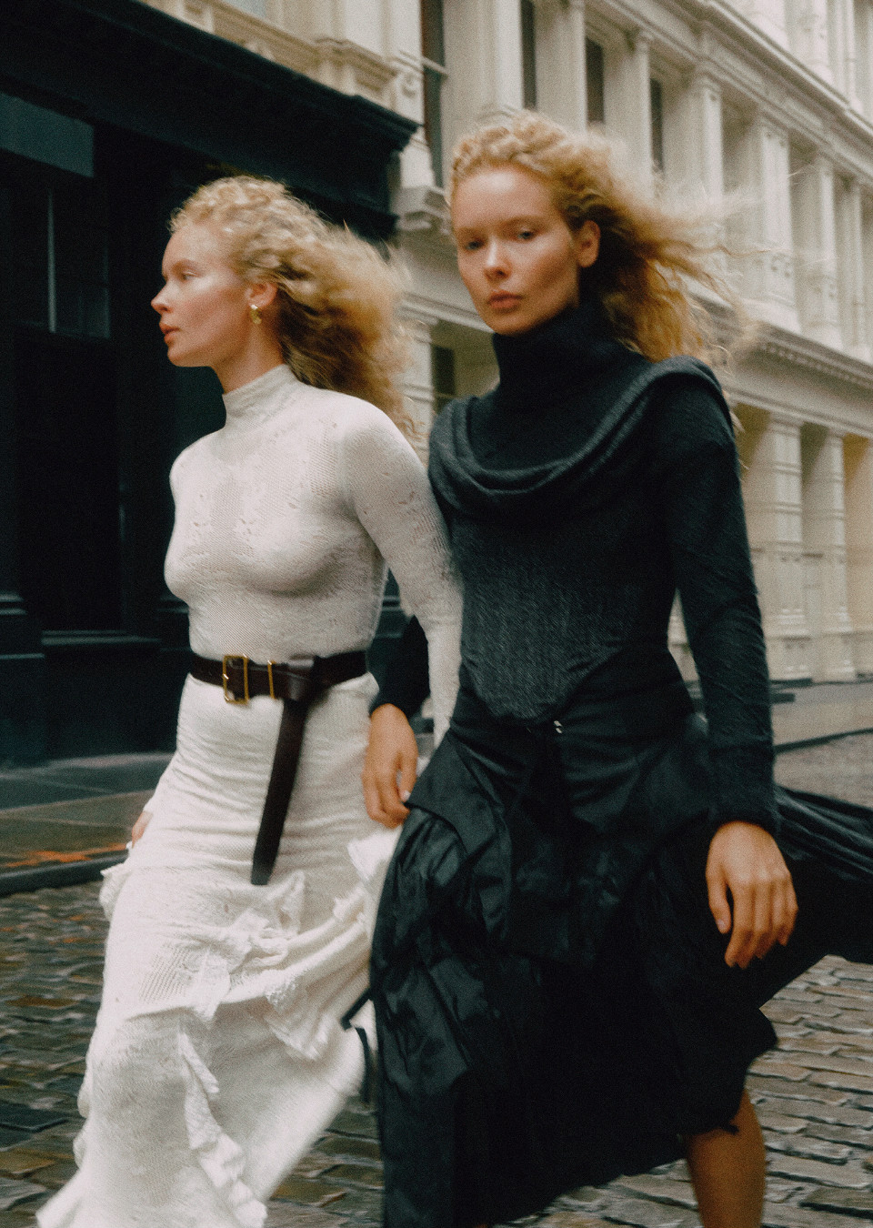 VOLLAN TWINS