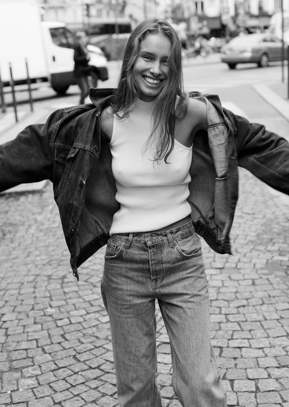 VIOLETTA VAKAR