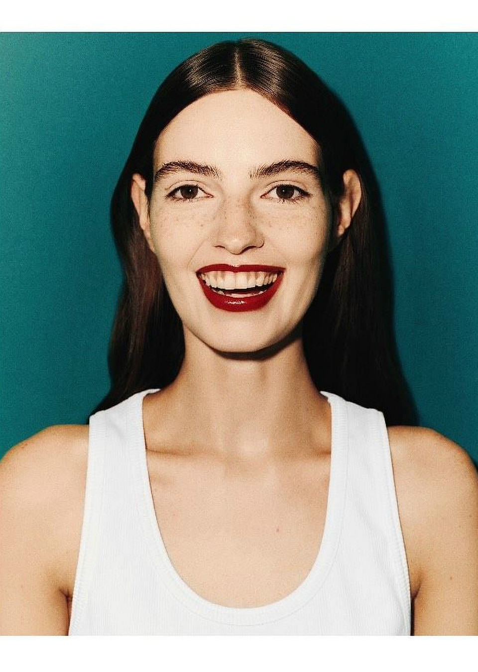 MIA HARCOURT